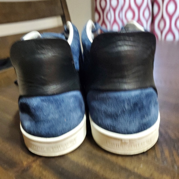 Louis Vuitton shoes - Picture 3 of 6